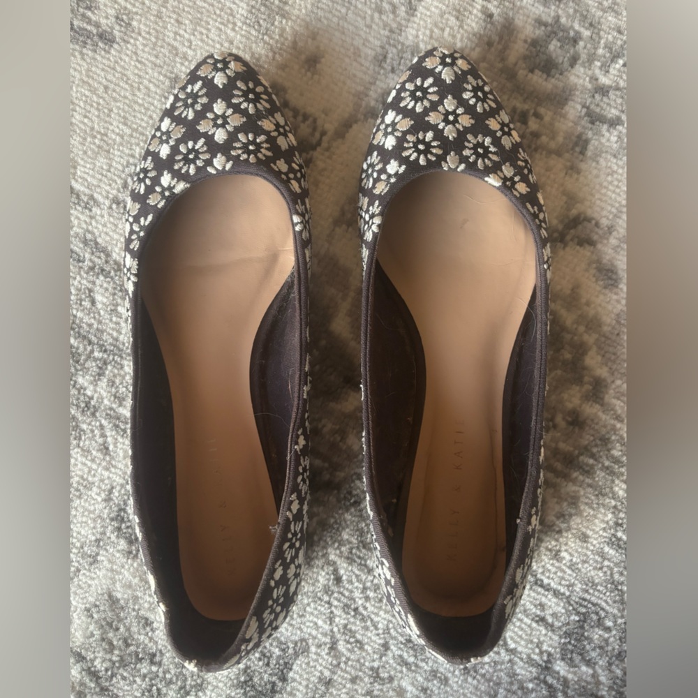 Kelly & Katie Black and White Floral Flats